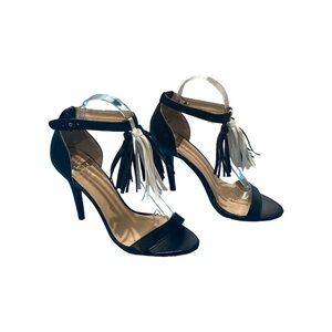 YOKI black high heel sandal with black/ white tassels -size 8.5
